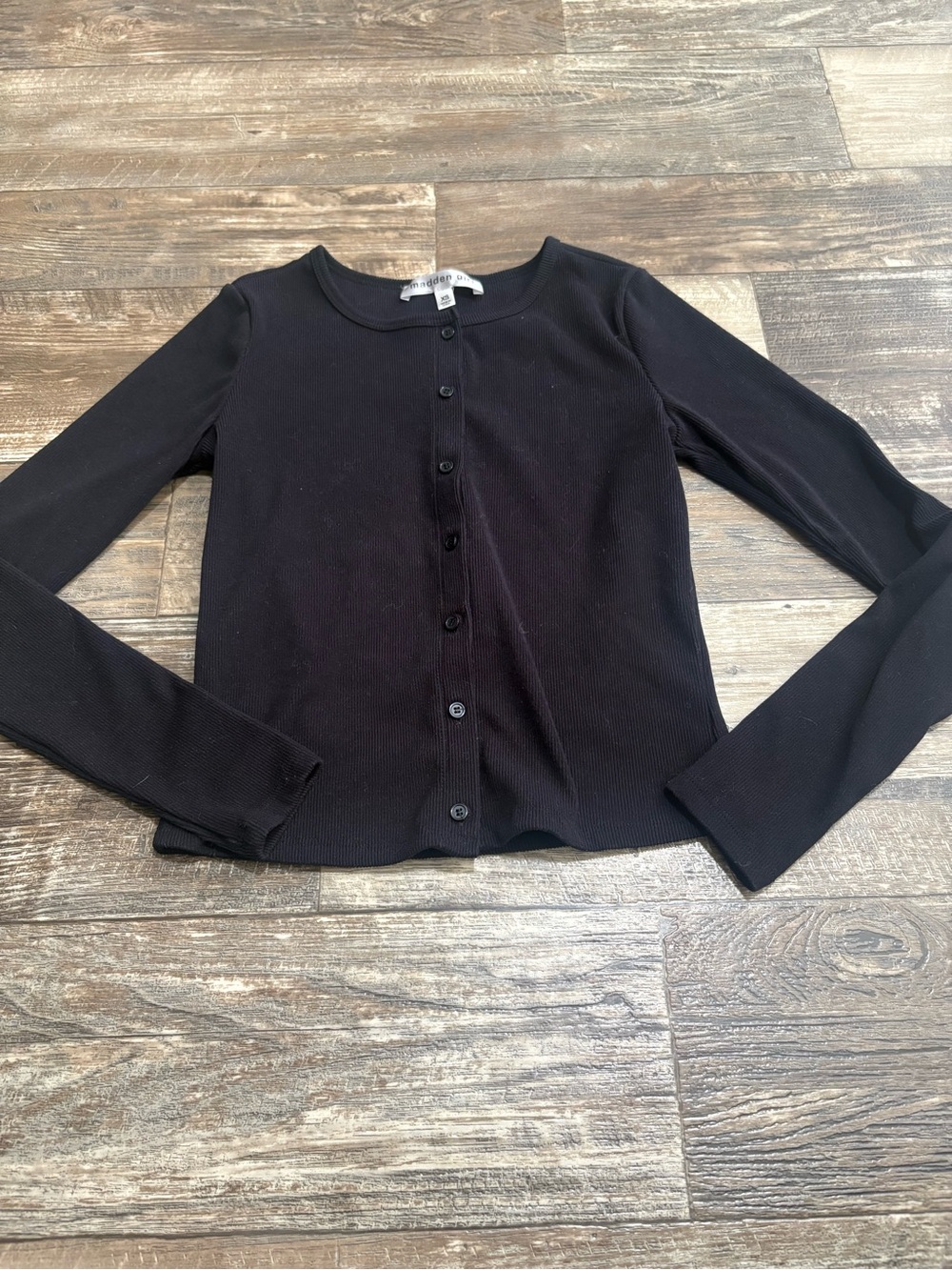 Madden Girl Black Long Sleeve Button-Front Top
